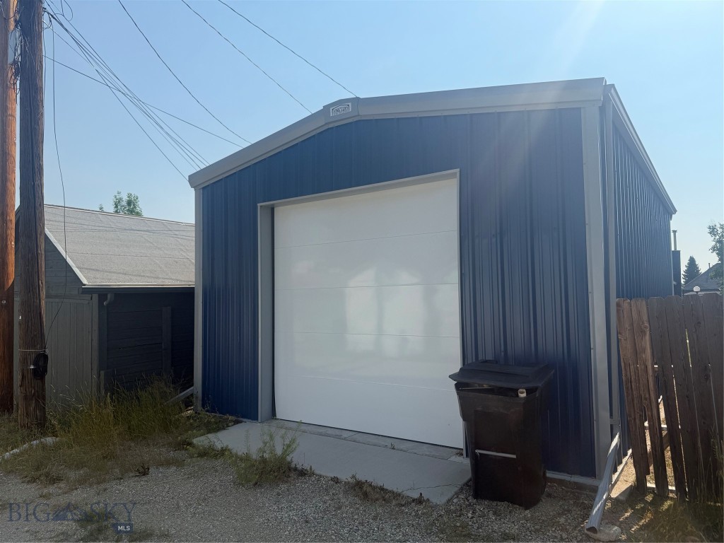 508 Ash Street Property Photo 28
