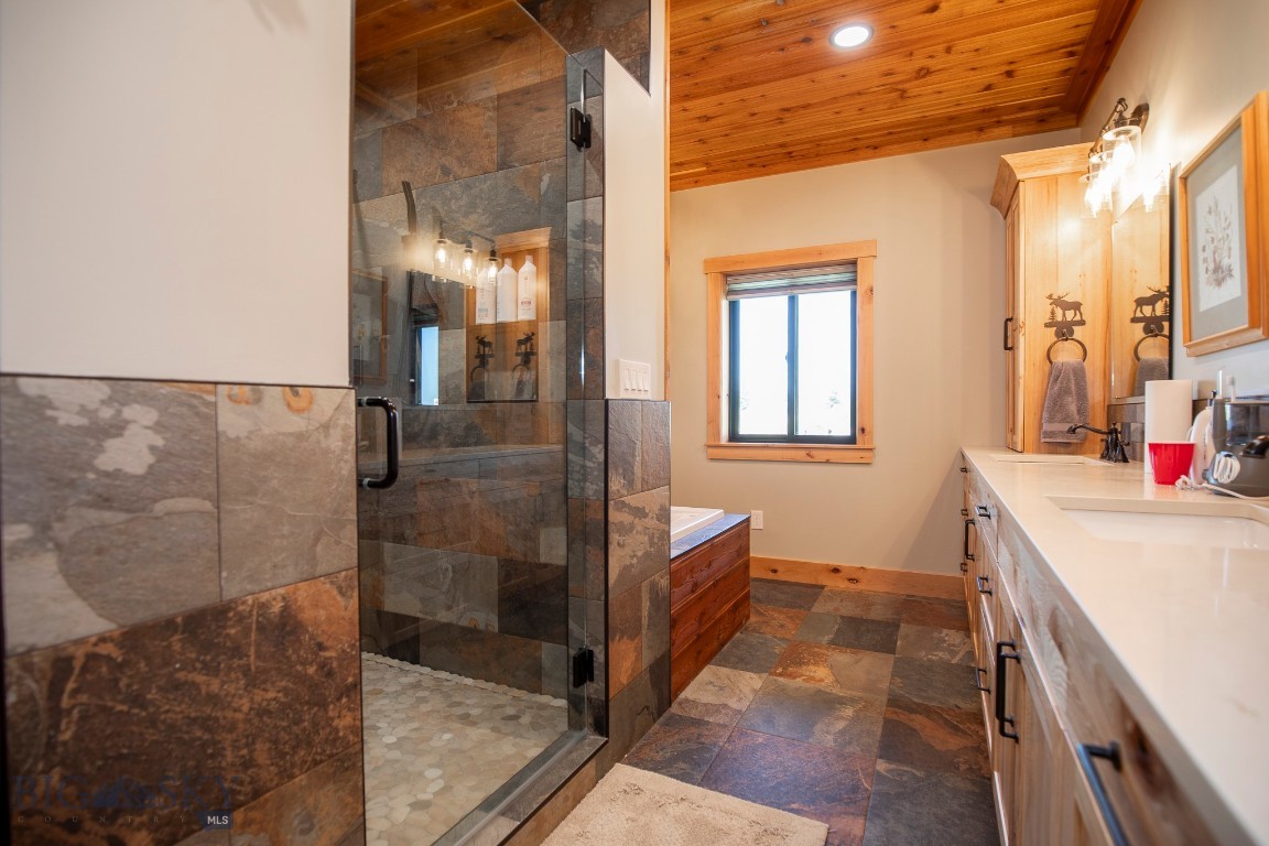 41 Tolman Creek Road Property Photo 25