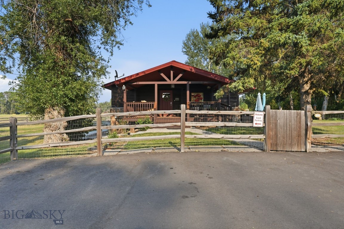 2608 Linney Property Photo 4