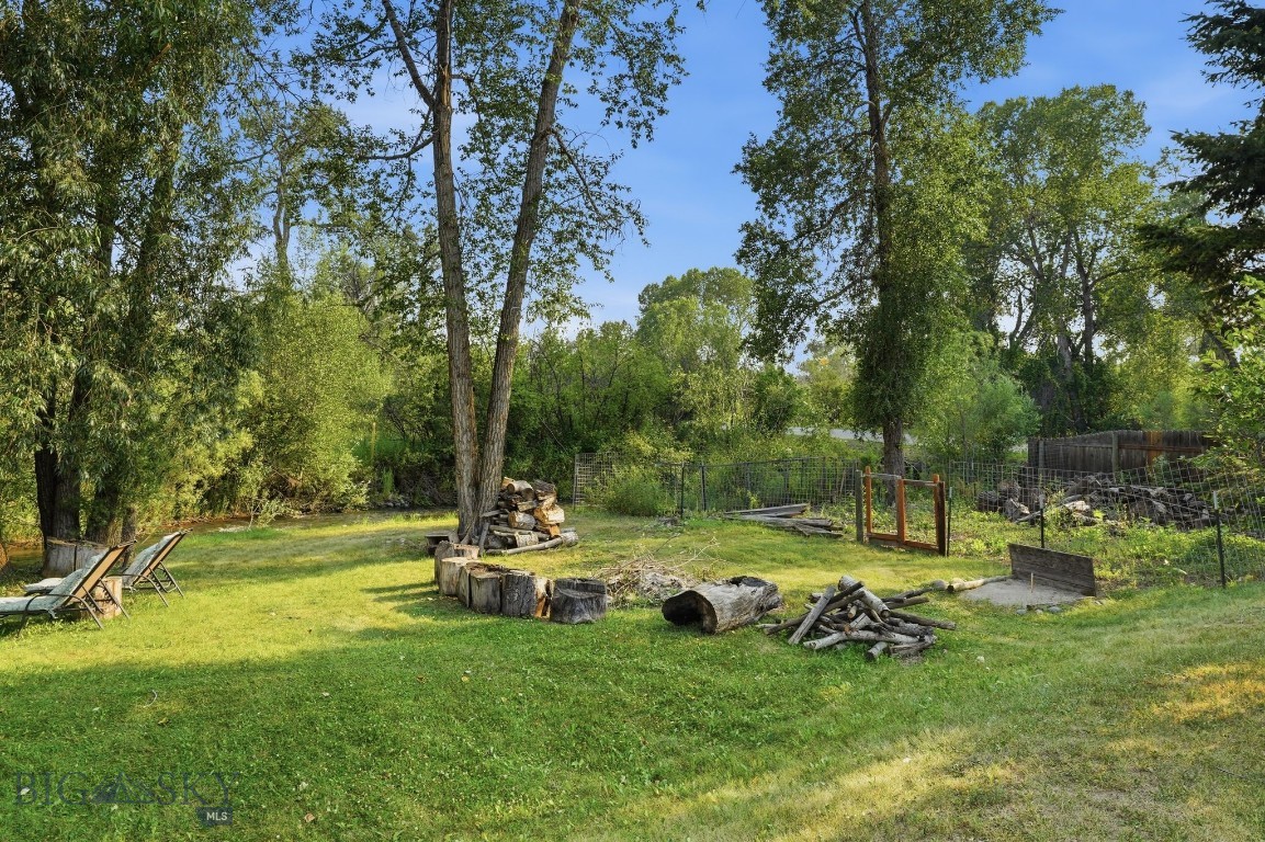 2608 Linney Property Photo 8