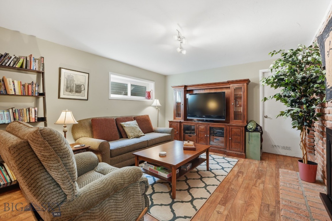 2608 Linney Property Photo 33