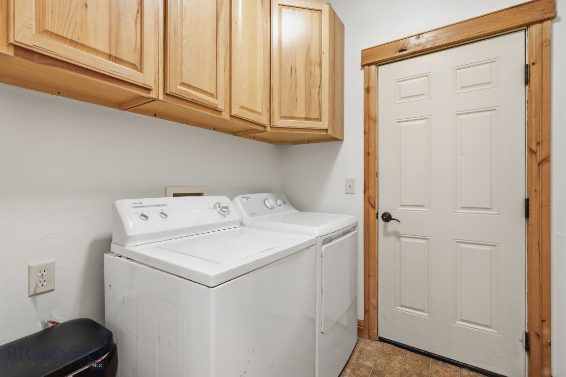 3935 Baxter Lane E Property Photo 27