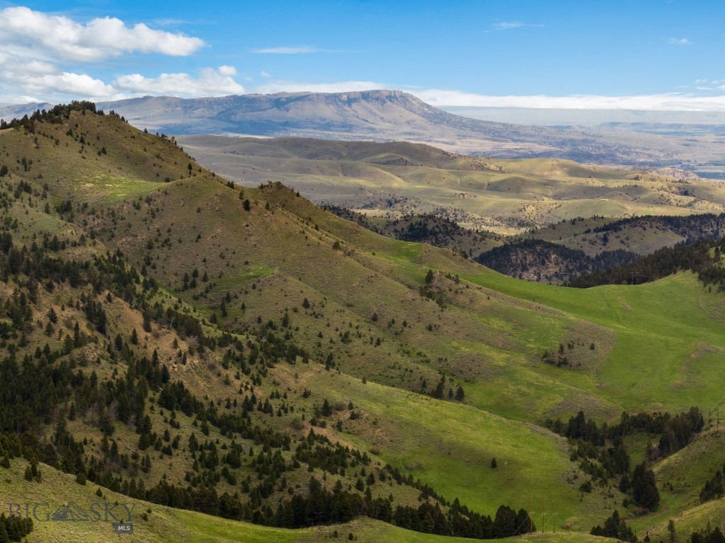 18 Wapiti Drive 18 Property Photo 14