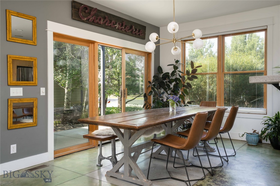 3748 Bungalow Lane Property Photo 11