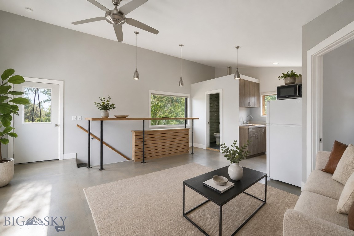 3748 Bungalow Lane Property Photo 25