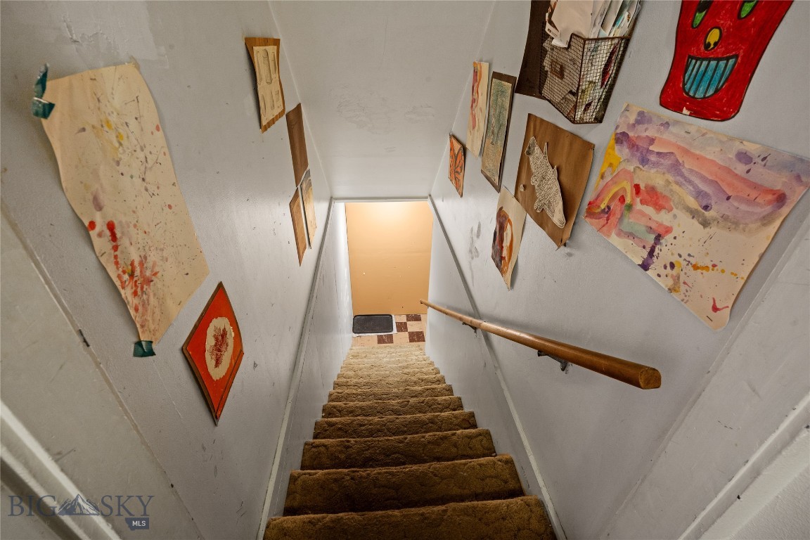 922 W Beall Street Property Photo 23