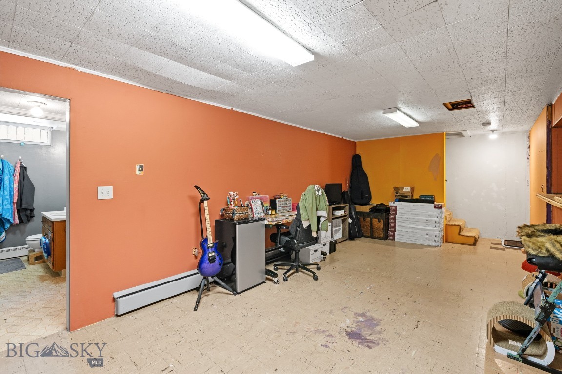 922 W Beall Street Property Photo 25
