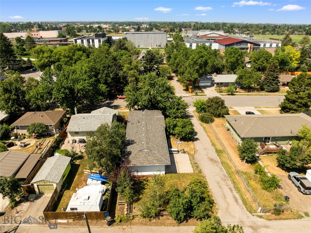 922 W Beall Street Property Photo 34