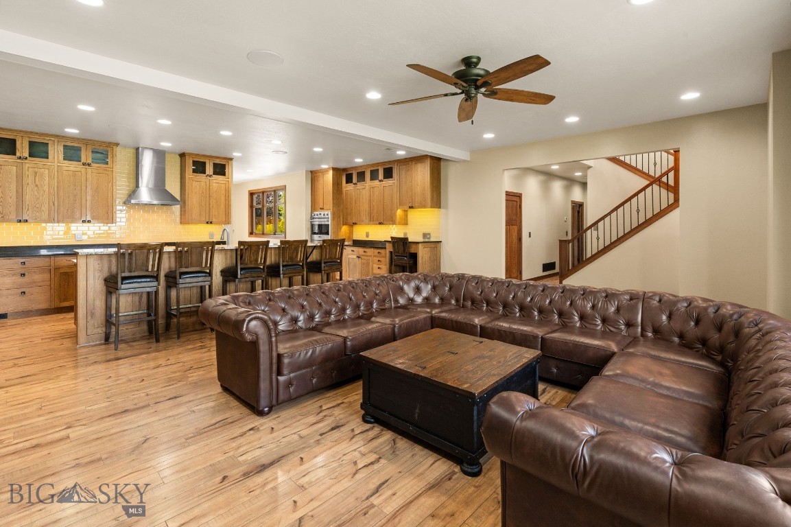 209 Kunje Boulevard Property Photo 25