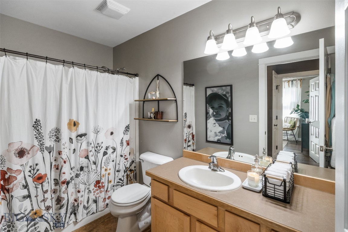 1235 Hunters Way Property Photo 33