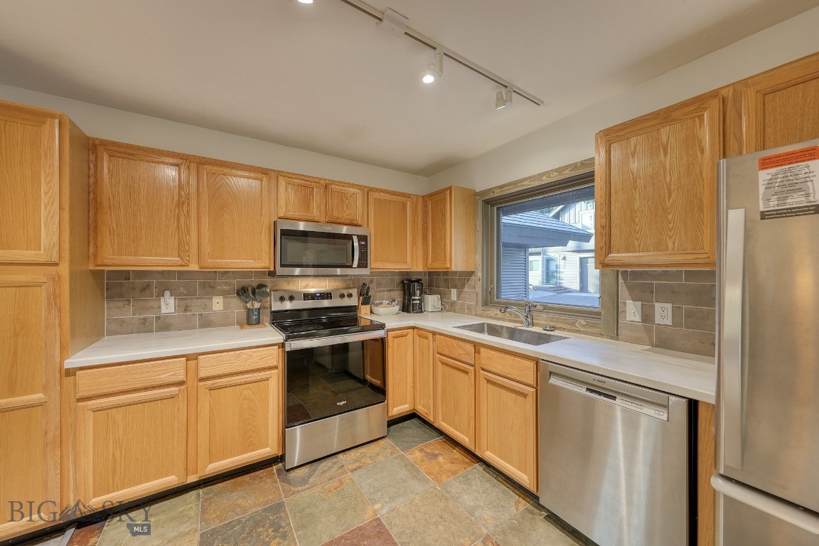 6 Bison Run Road Property Photo 13