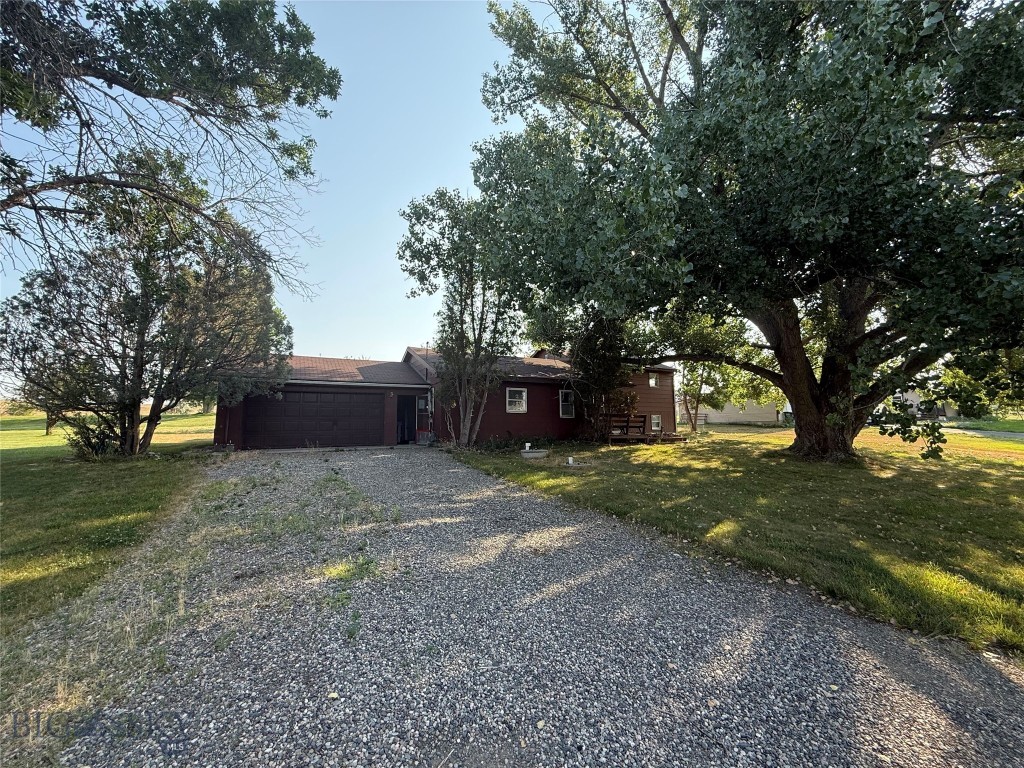 2437 Alexander Road Property Photo 1