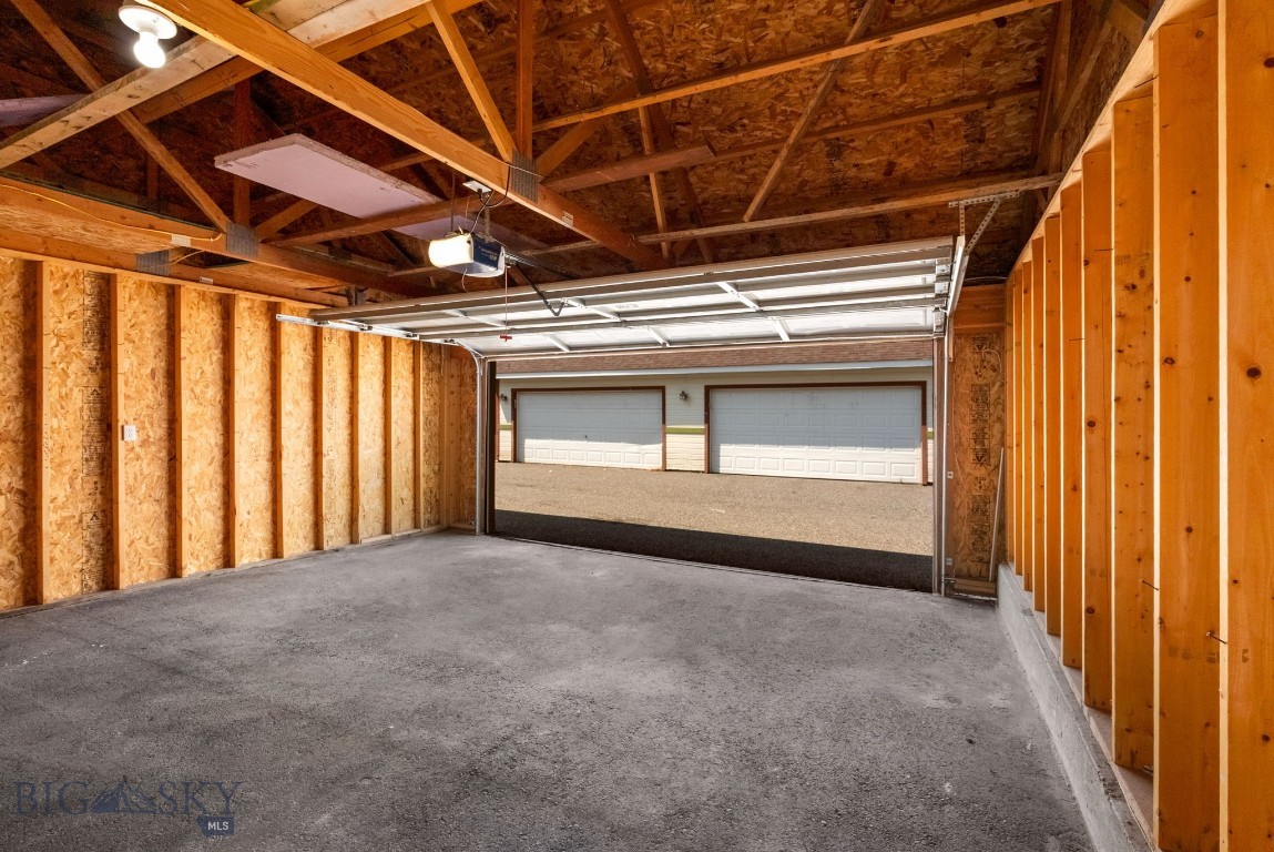 1098 Longbow 3f Property Photo 66