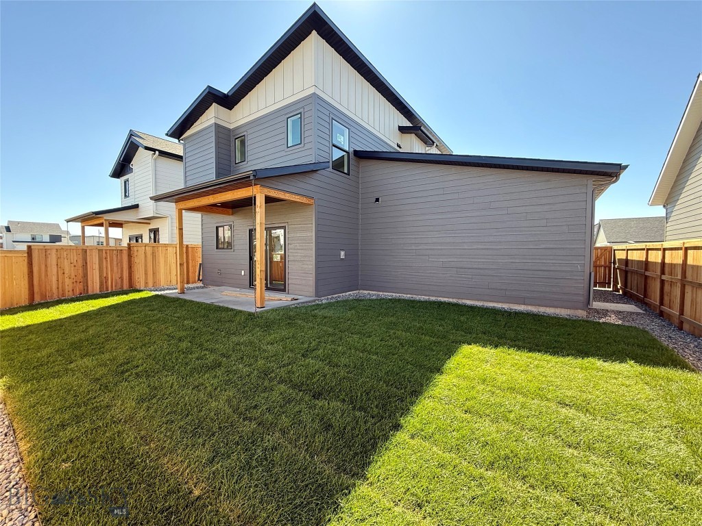 815 Accolade Loop Property Photo 2