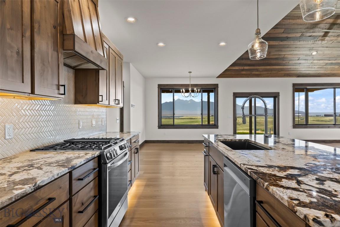 8 Viola View Property Photo 20