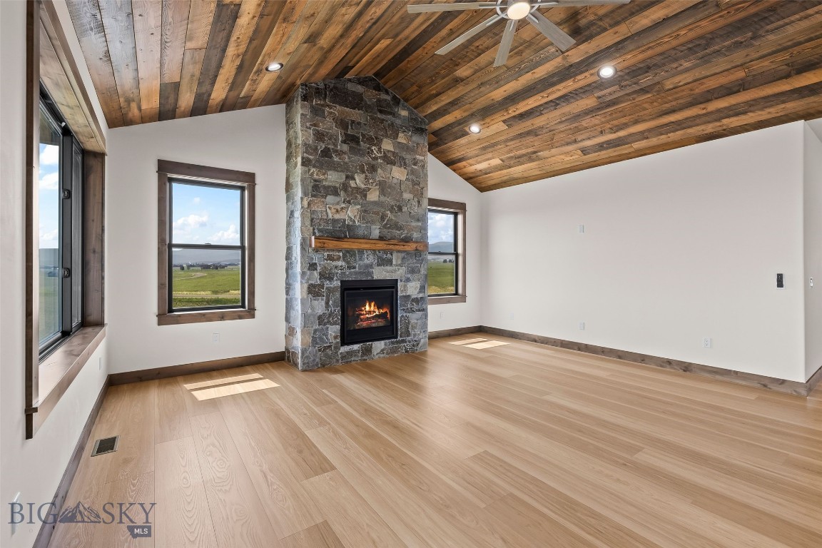 8 Viola View Property Photo 37