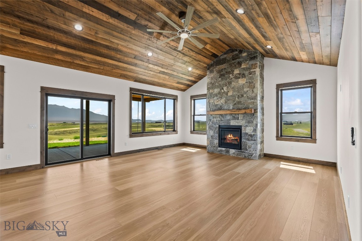 8 Viola View Property Photo 39