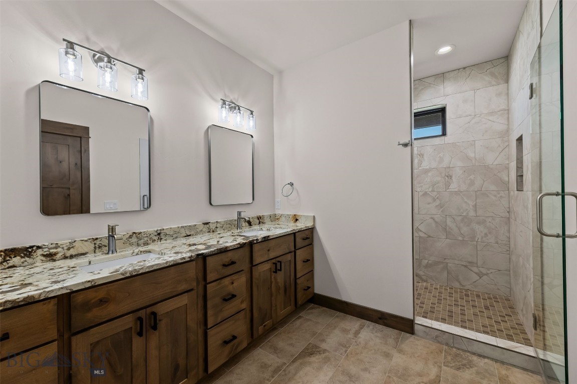 8 Viola View Property Photo 46