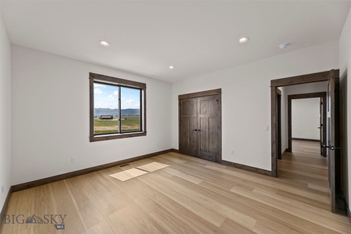 8 Viola View Property Photo 60