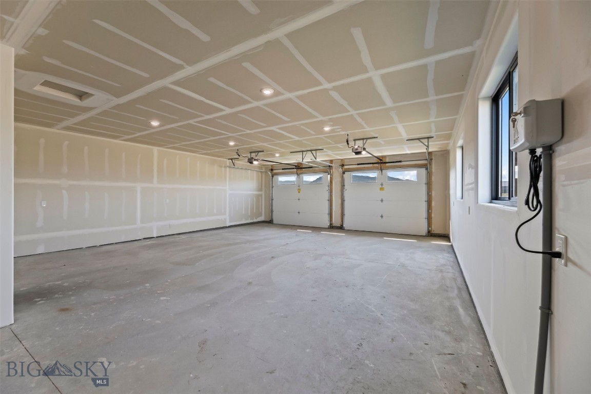 8 Viola View Property Photo 67