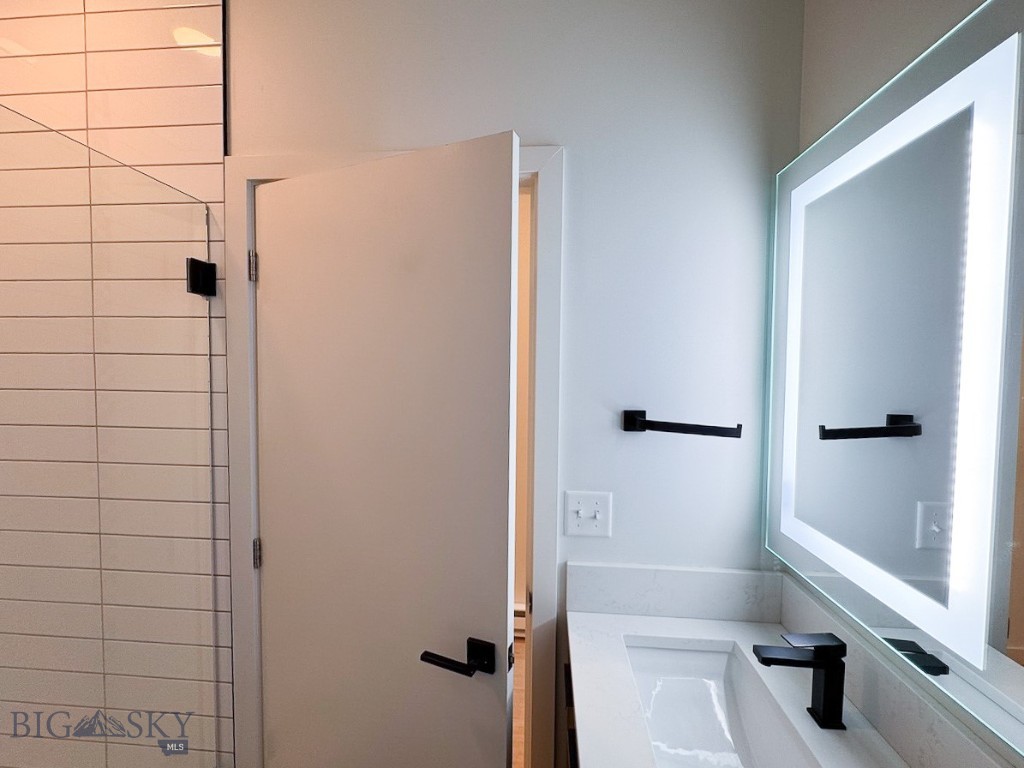 566 Enterprise 22 Property Photo 8