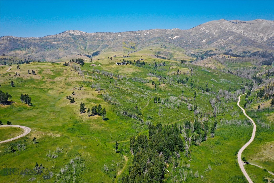 712 Beasley Creek Property Photo 3