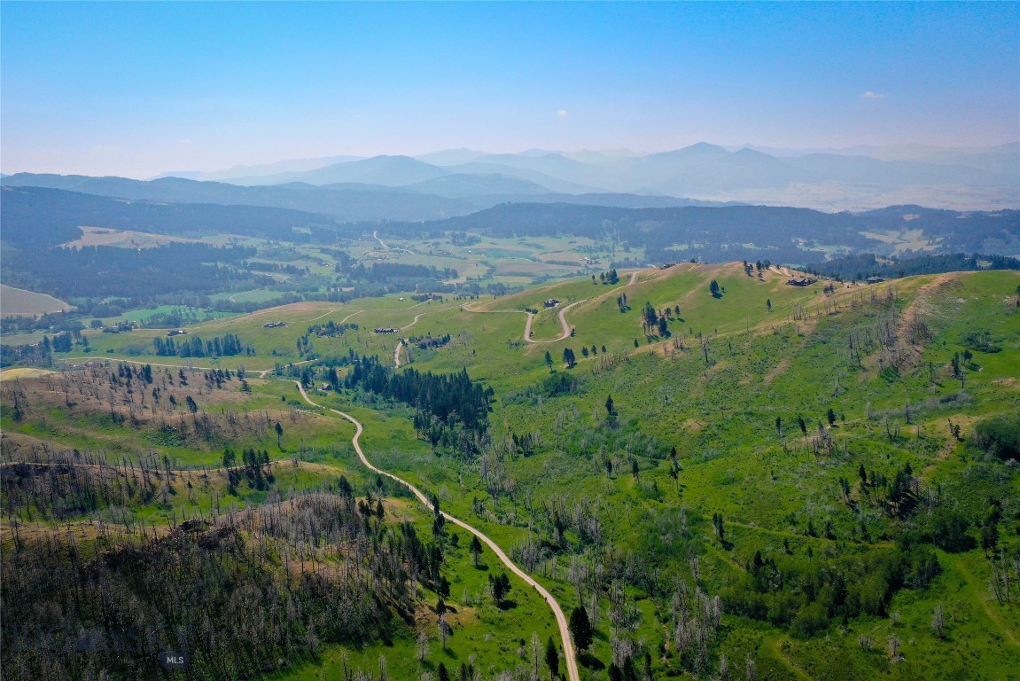 712 Beasley Creek Property Photo 8