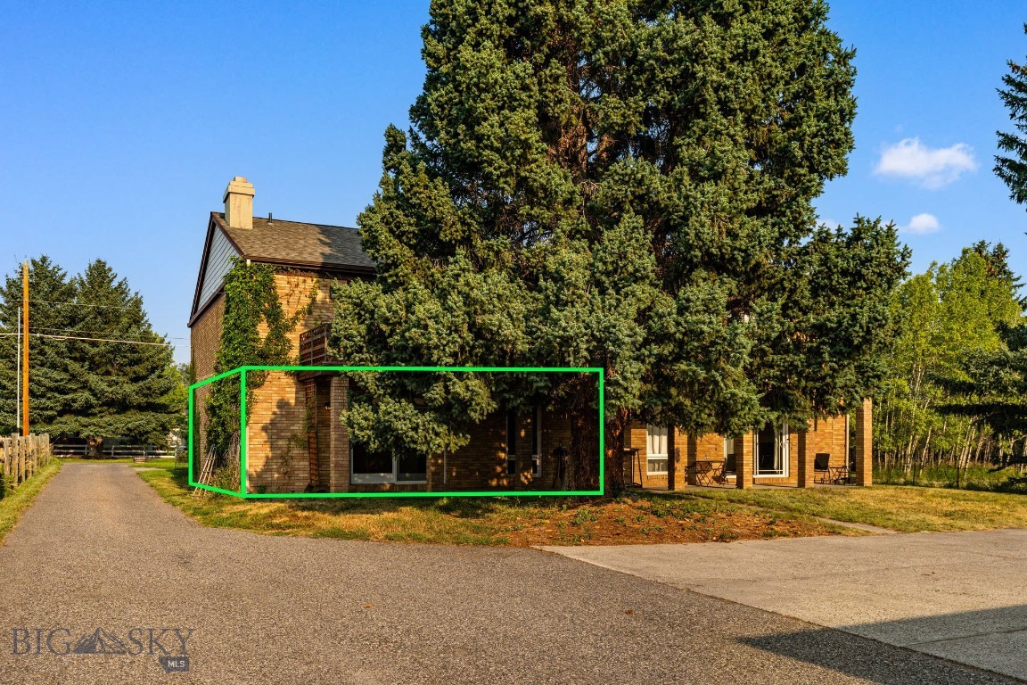 3100 Wagonwheel Road 1 Property Photo 3
