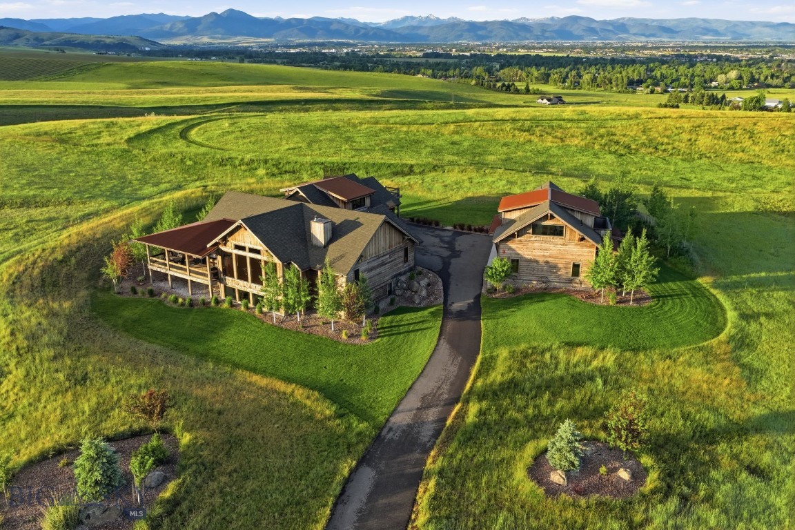 46 Moon Shadow Drive Property Photo 1