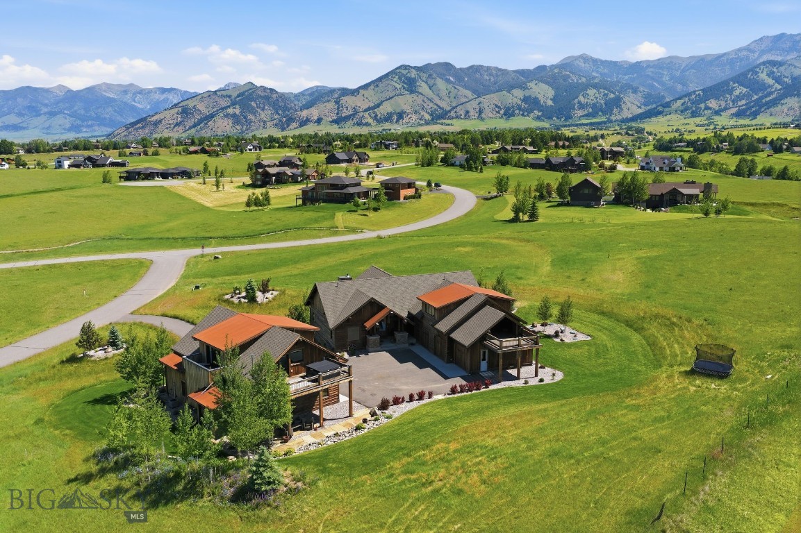 46 Moon Shadow Drive Property Photo 4