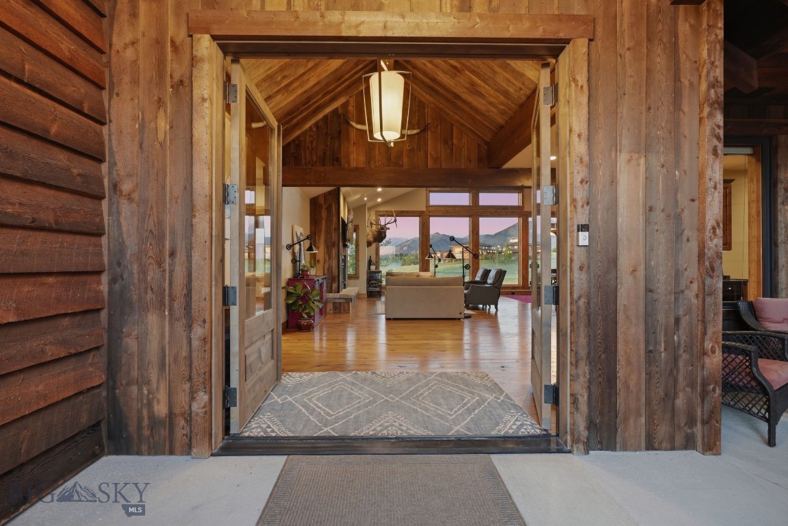 46 Moon Shadow Drive Property Photo 5