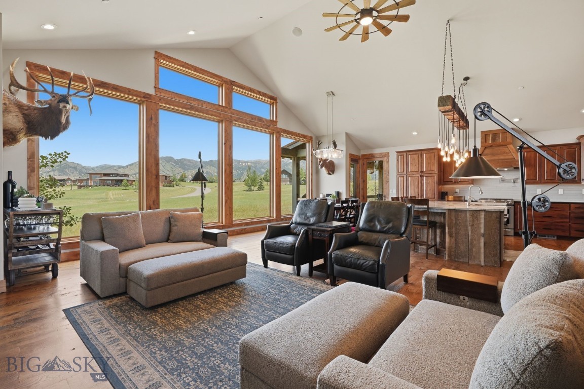 46 Moon Shadow Drive Property Photo 10