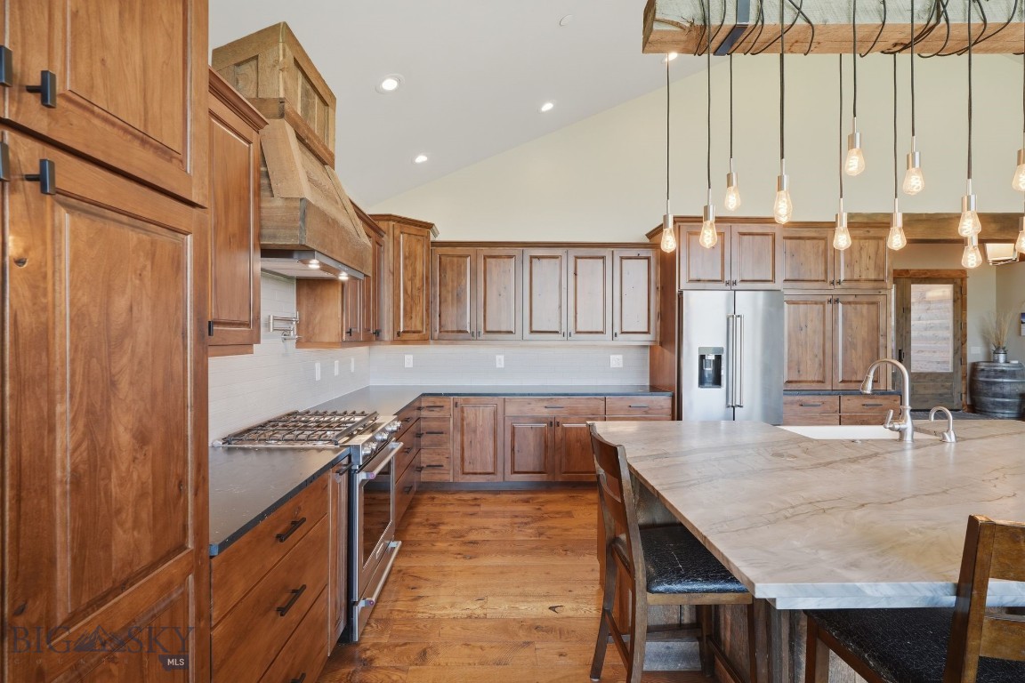46 Moon Shadow Drive Property Photo 15