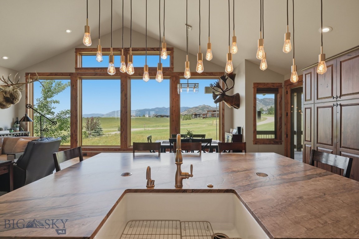 46 Moon Shadow Drive Property Photo 16