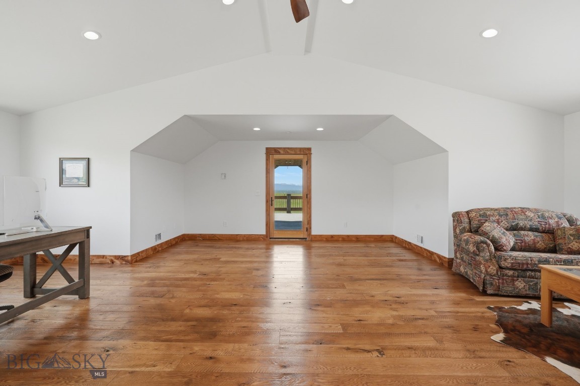 46 Moon Shadow Drive Property Photo 37