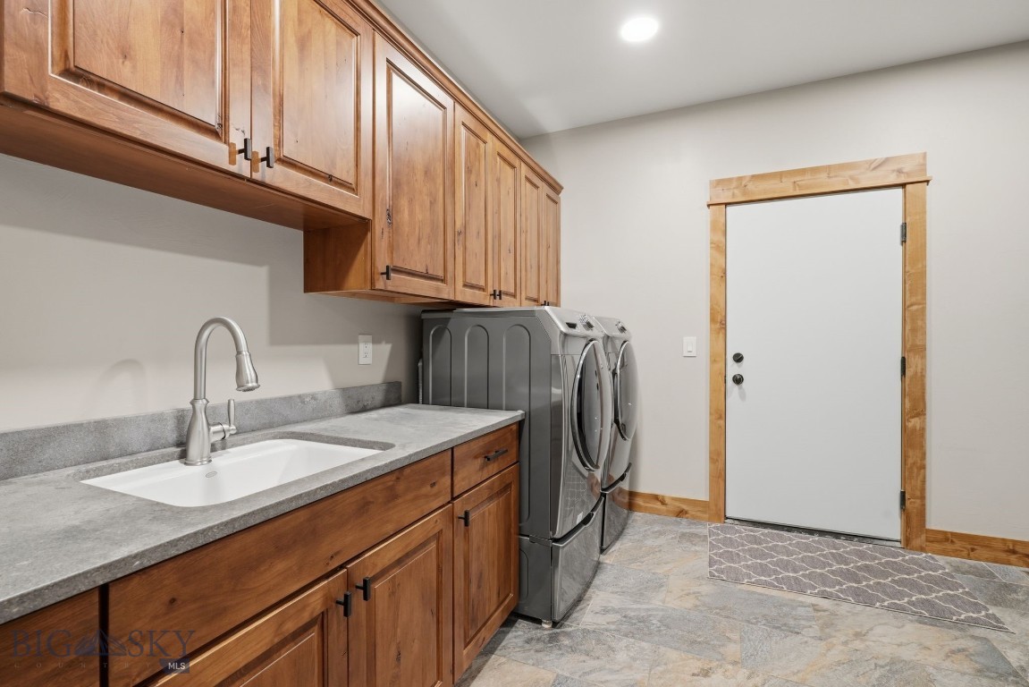 46 Moon Shadow Drive Property Photo 42