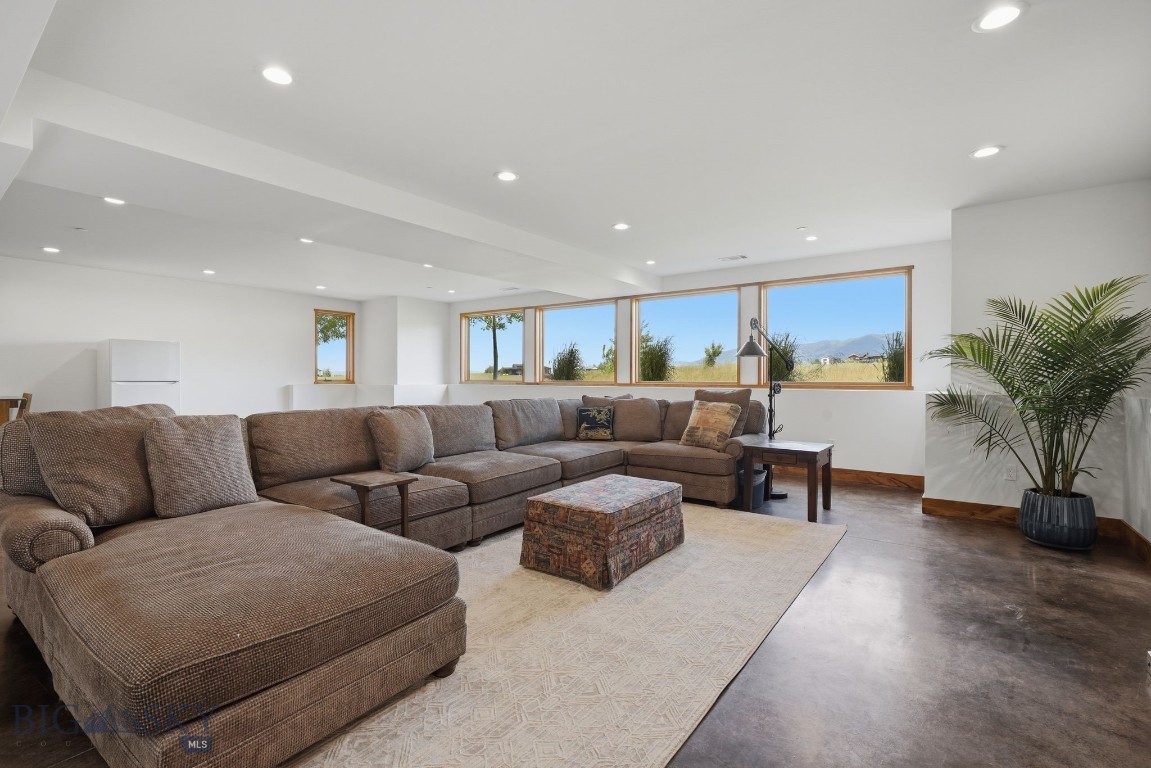 46 Moon Shadow Drive Property Photo 47