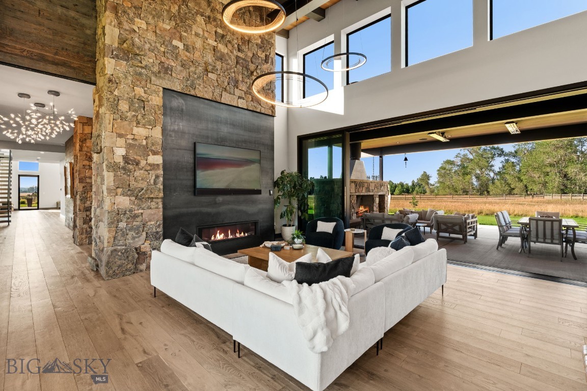 683 Cobb Hill Road Property Photo 8