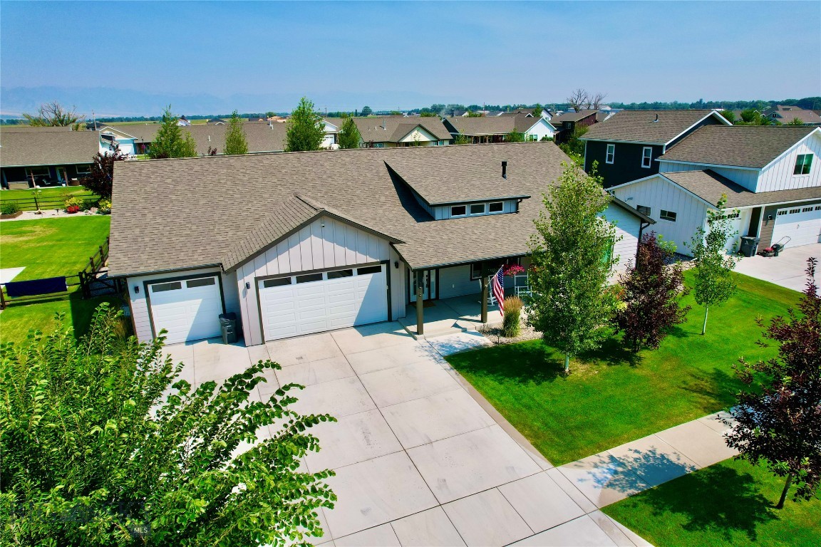 176 Travelers Property Photo 1