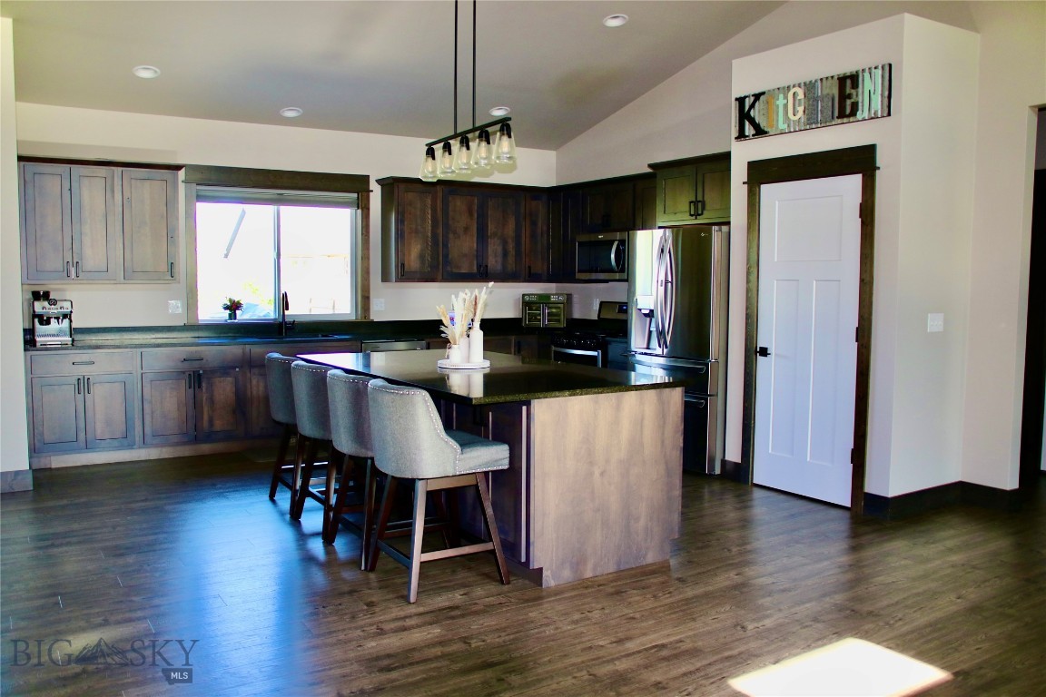 176 Travelers Property Photo 19