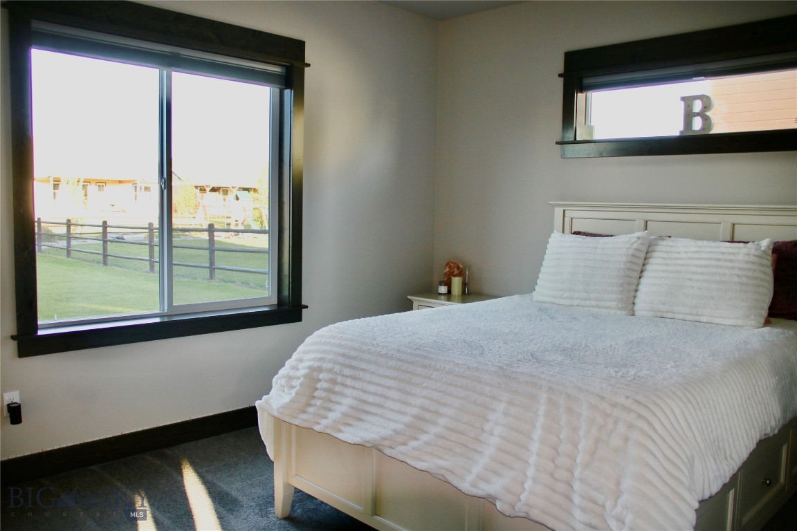 176 Travelers Property Photo 33