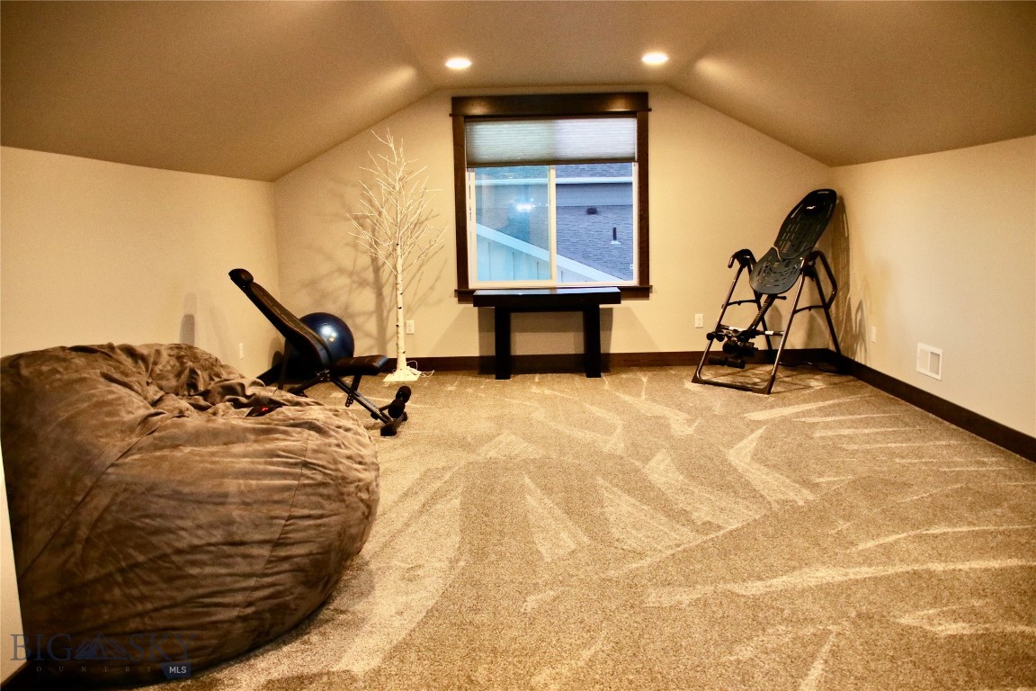 176 Travelers Property Photo 39