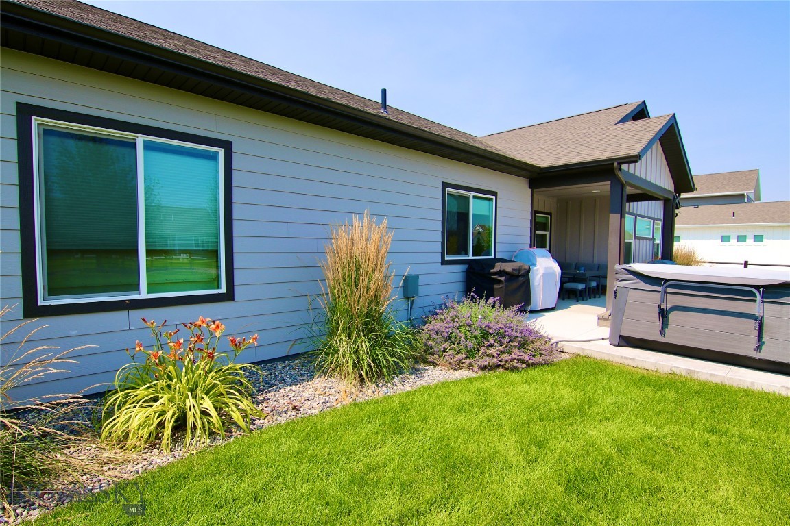 176 Travelers Property Photo 44