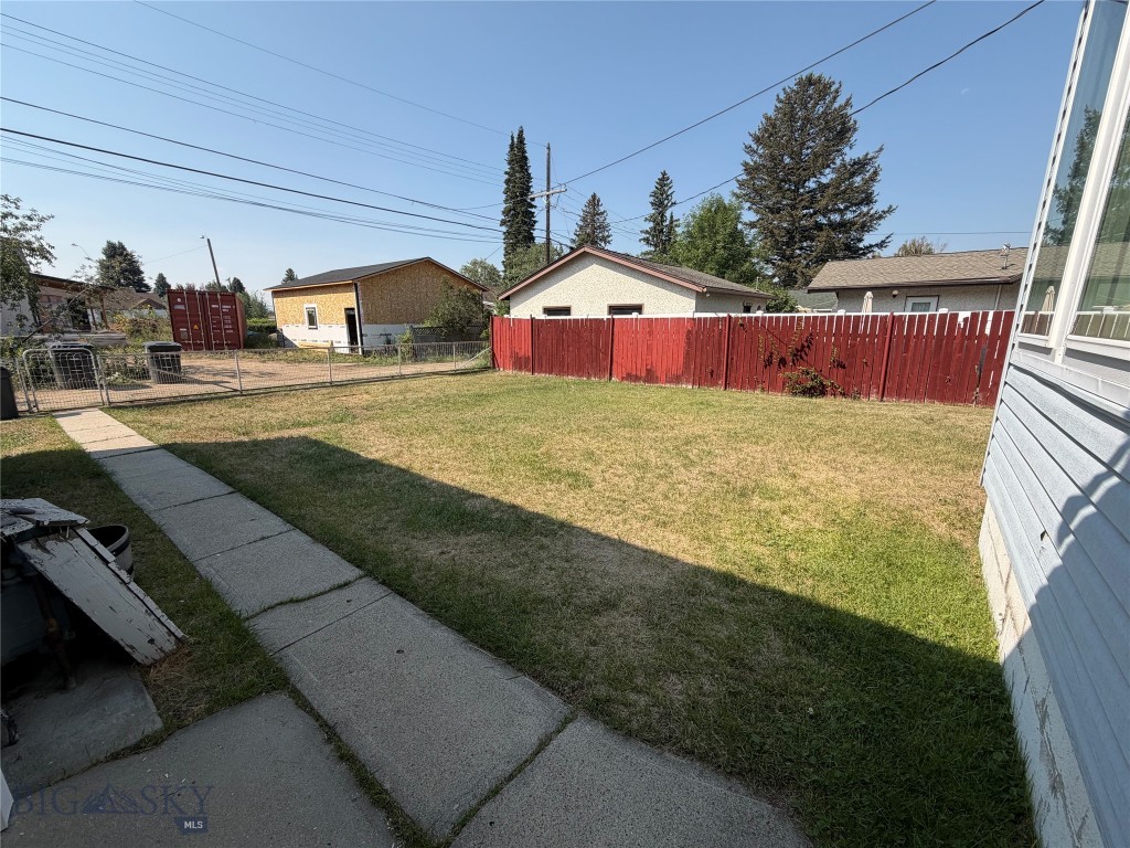 2820 State Street Property Photo 4