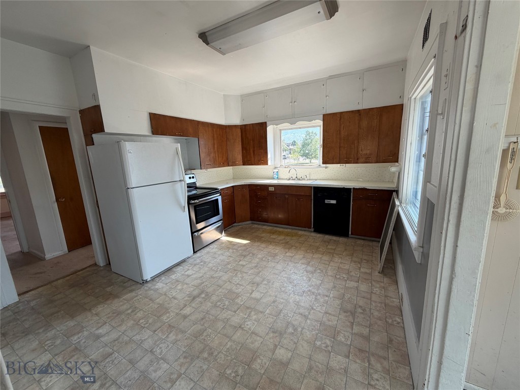 2820 State Street Property Photo 8