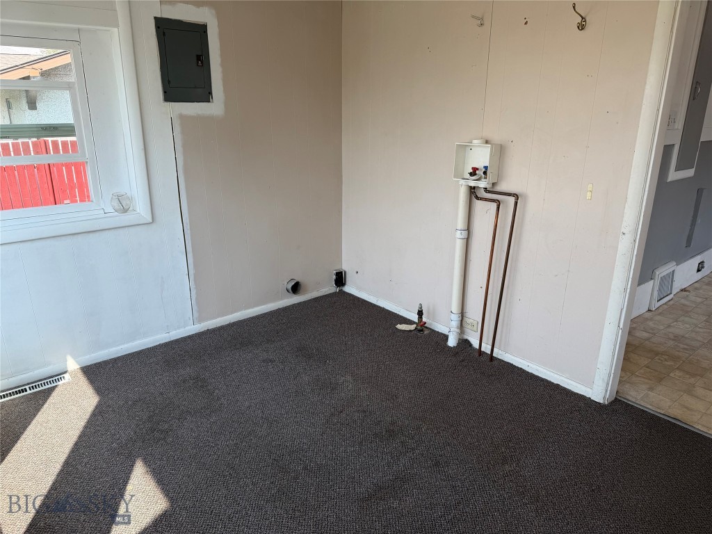 2820 State Street Property Photo 10