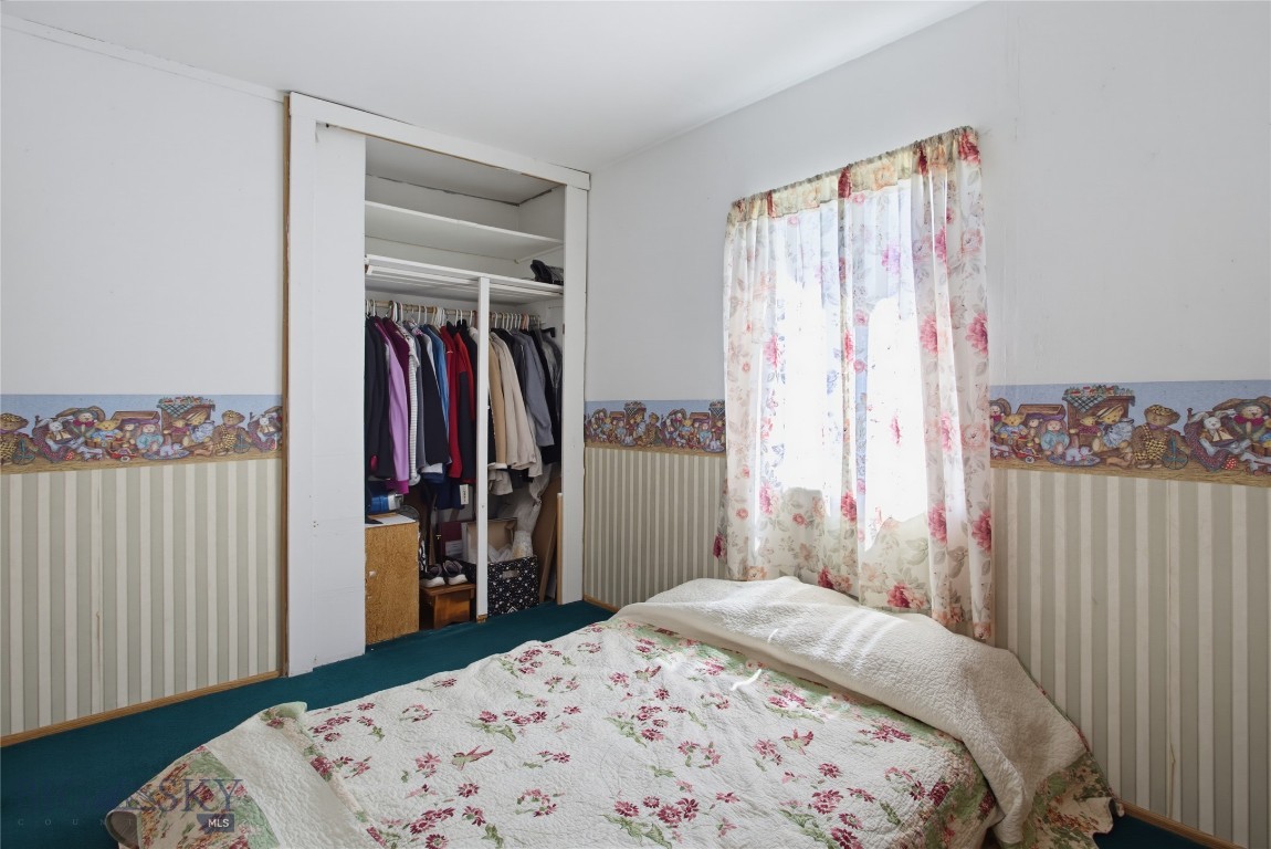 2327 Garrison Avenue Property Photo 9