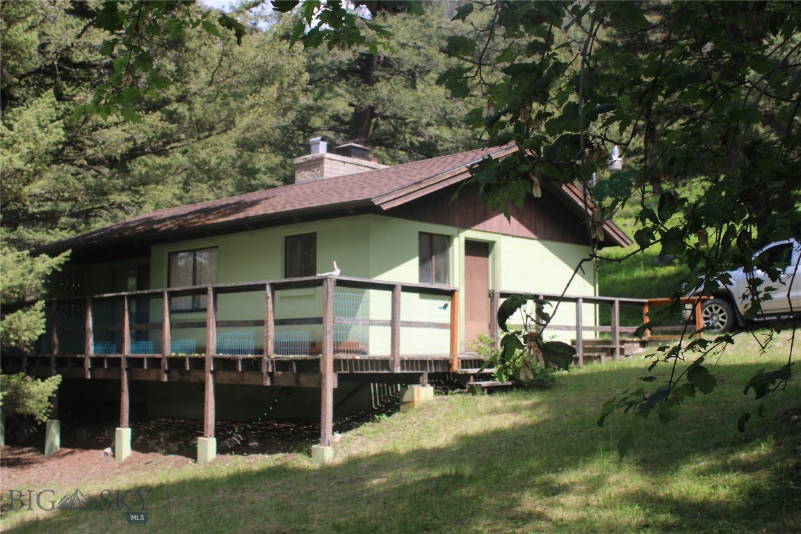 7 East Slope Road Property Photo 3