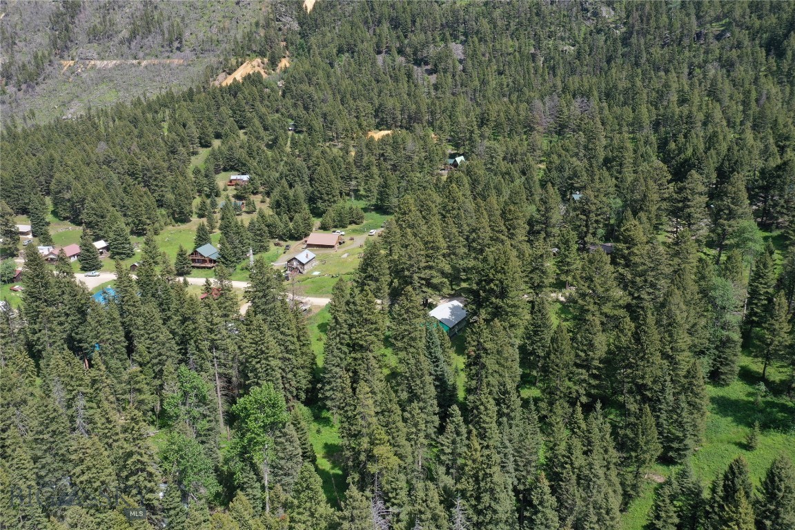 7 East Slope Road Property Photo 6