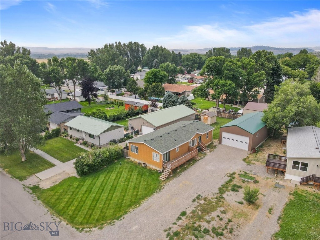 515 1st St Se Property Photo 40